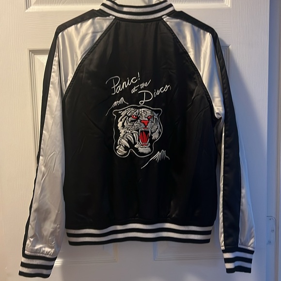 Panic! At the disco tiger jacket - Picture 2 of 4